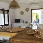 Villa Marie Vue * Piscine * Clim * Parking * Smart Tv