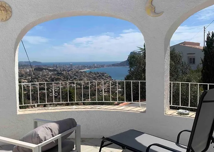 Marie Vue * Piscine * Clim * Parking * Smart Tv