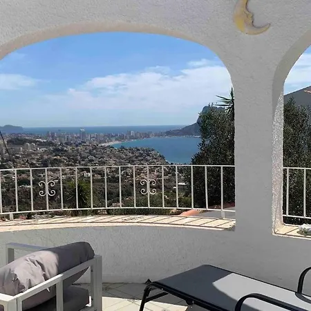 Marie Vue * Piscine * Clim * Parking * Smart Tv